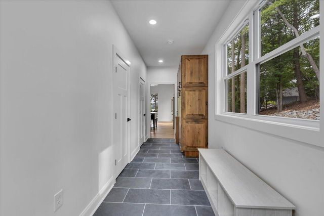 40 Kings WAY, Wirtz, VA 24184