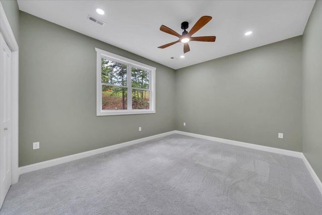 40 Kings WAY, Wirtz, VA 24184