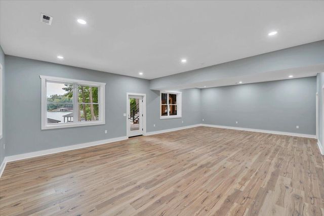 40 Kings WAY, Wirtz, VA 24184