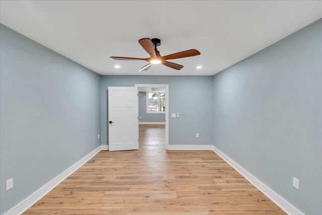40 Kings WAY, Wirtz, VA 24184