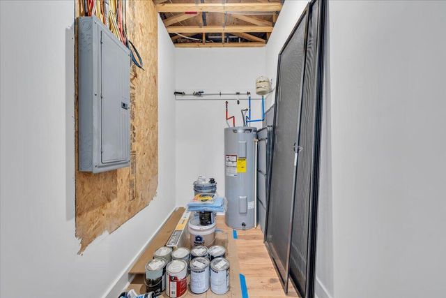 40 Kings WAY, Wirtz, VA 24184