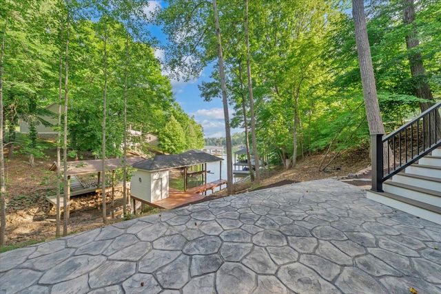 40 Kings WAY, Wirtz, VA 24184