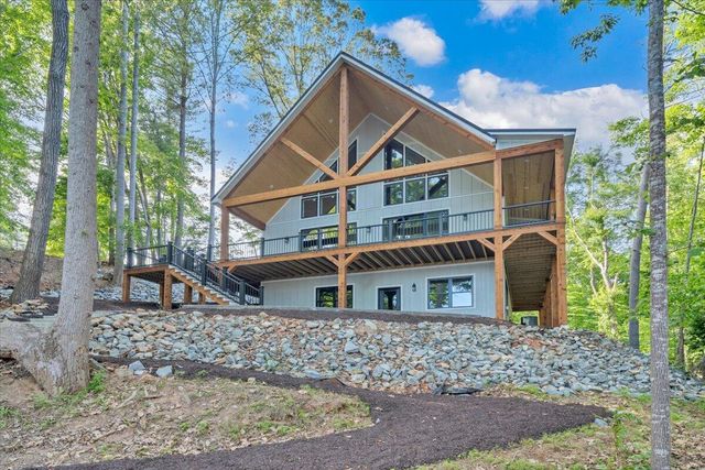 40 Kings WAY, Wirtz, VA 24184