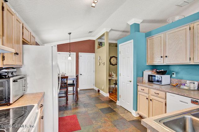 1835 DARTMOUTH Drive, Middleburg, FL 32068