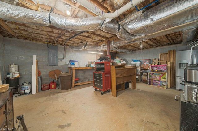 402 Williams Street, Boonville, NC 27011