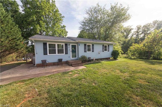 402 Williams Street, Boonville, NC 27011