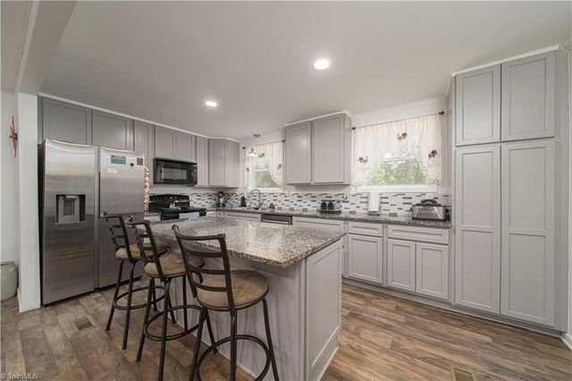 402 Williams Street, Boonville, NC 27011