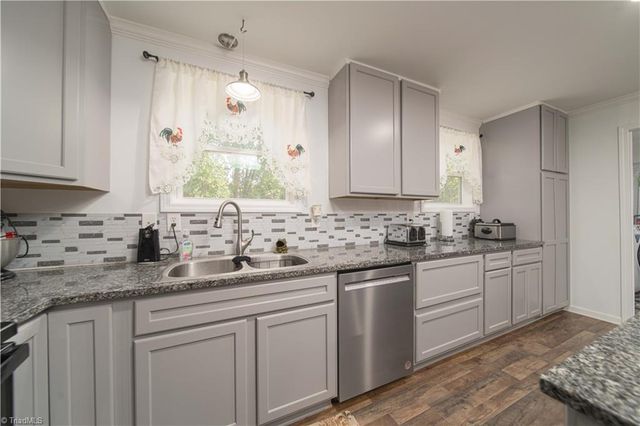 402 Williams Street, Boonville, NC 27011