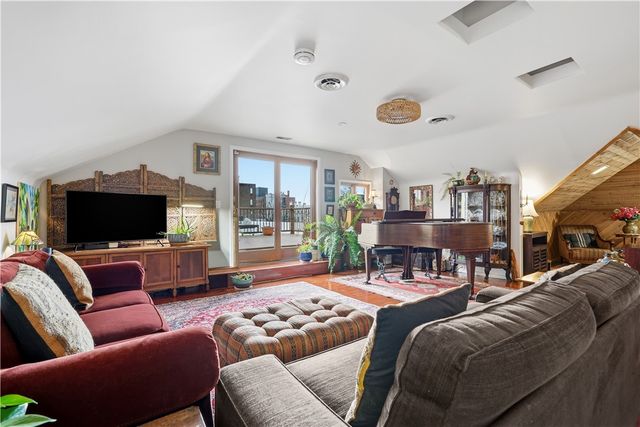 825 Morewood Ave PH2, Shadyside, PA 15213