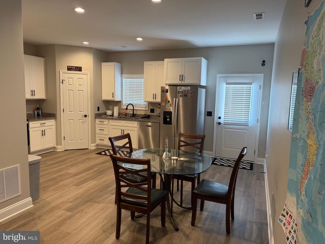 612 ZEPHYR DR, Dayton, VA 22821