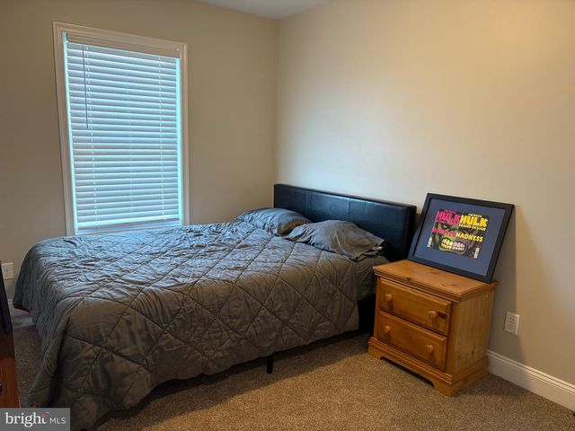 612 ZEPHYR DR, Dayton, VA 22821