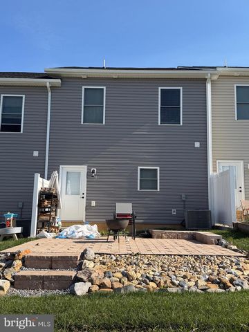 612 ZEPHYR DR, Dayton, VA 22821