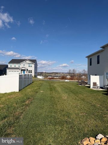 612 ZEPHYR DR, Dayton, VA 22821