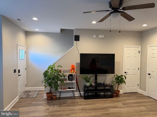 612 ZEPHYR DR, Dayton, VA 22821