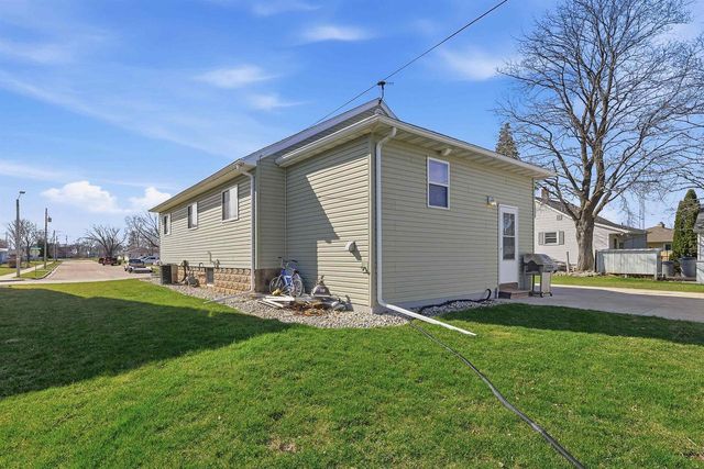 820 MINNESOTA AVENUE, North Fond Du Lac, WI 54937