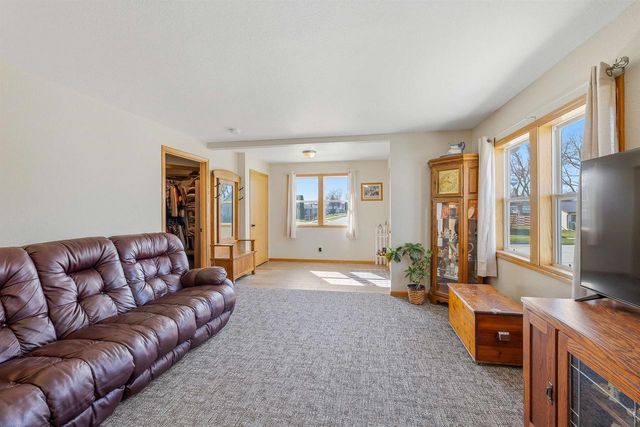 820 MINNESOTA AVENUE, North Fond Du Lac, WI 54937