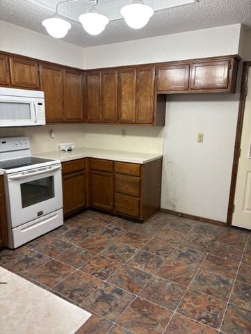 22 Scalloway Drive, Bella Vista, AR 72715