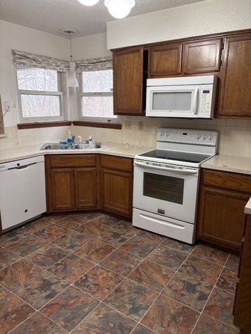 22 Scalloway Drive, Bella Vista, AR 72715