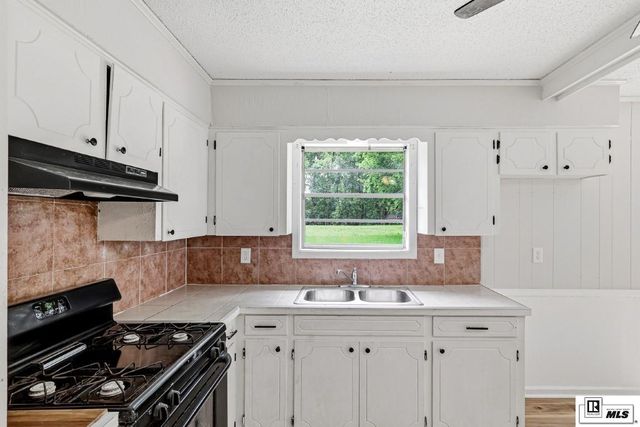 512 OREGON TRAIL, Monroe, LA 71202
