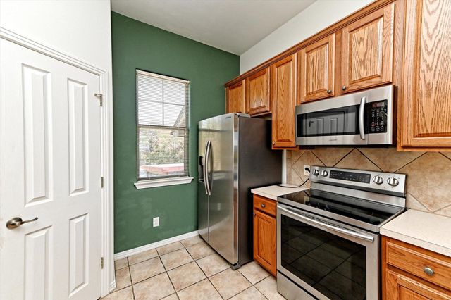 4307 Eck LN 107, Austin, TX 78734