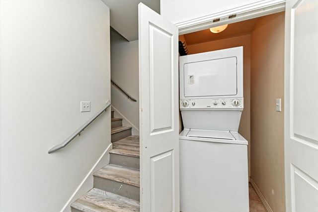 4307 Eck LN 107, Austin, TX 78734