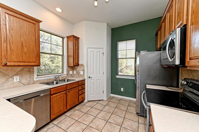 4307 Eck LN 107, Austin, TX 78734