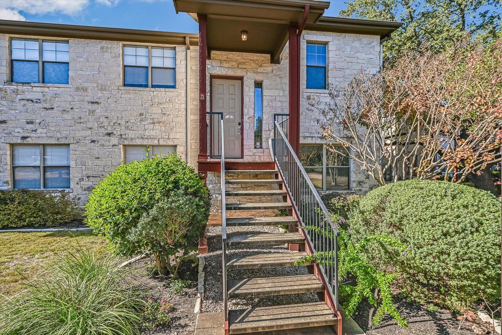 4307 Eck LN 107, Austin, TX 78734