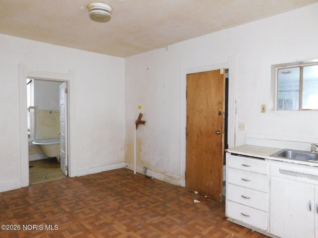 924 Blum Street, Toledo, OH 43607