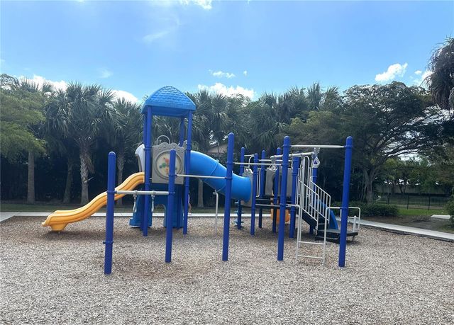 209 VINADIO BOULEVARD, Nokomis, FL 34275