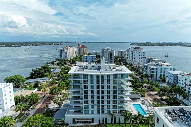 111 GOLDEN GATE POINT 402, Sarasota, FL 34236