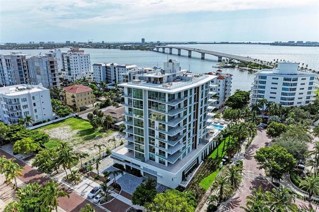 111 GOLDEN GATE POINT 402, Sarasota, FL 34236