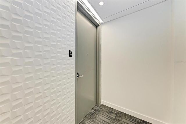 111 GOLDEN GATE POINT 402, Sarasota, FL 34236