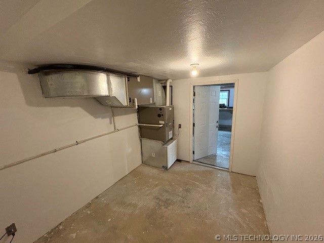 10470 NE 120th Road, Red Oak, OK 74563