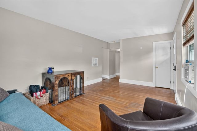 221 Rochambeau St, New Bedford, MA 02745