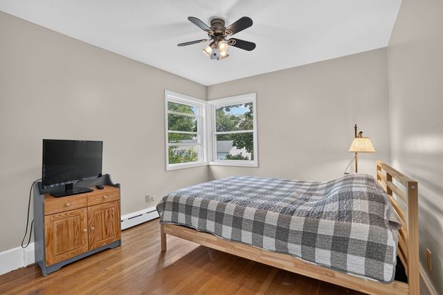 221 Rochambeau St, New Bedford, MA 02745