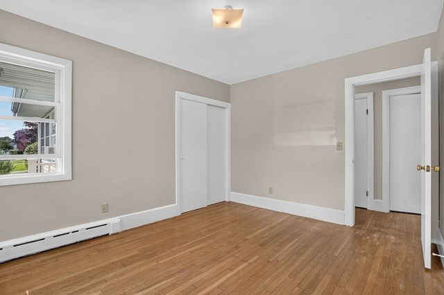 221 Rochambeau St, New Bedford, MA 02745