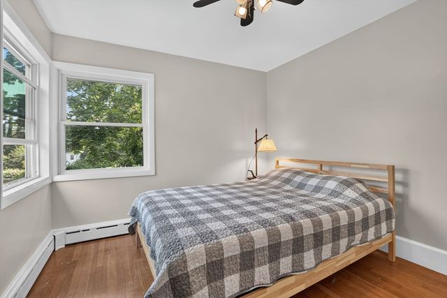 221 Rochambeau St, New Bedford, MA 02745