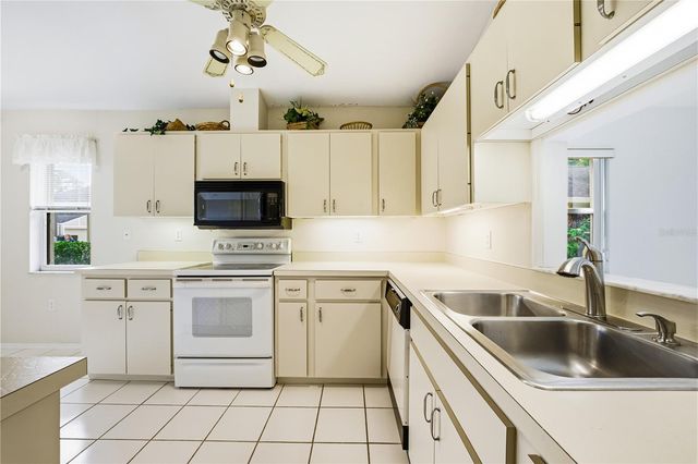 396 S CHARTLEY COURT, Sarasota, FL 34232