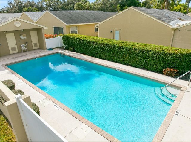 396 S CHARTLEY COURT, Sarasota, FL 34232