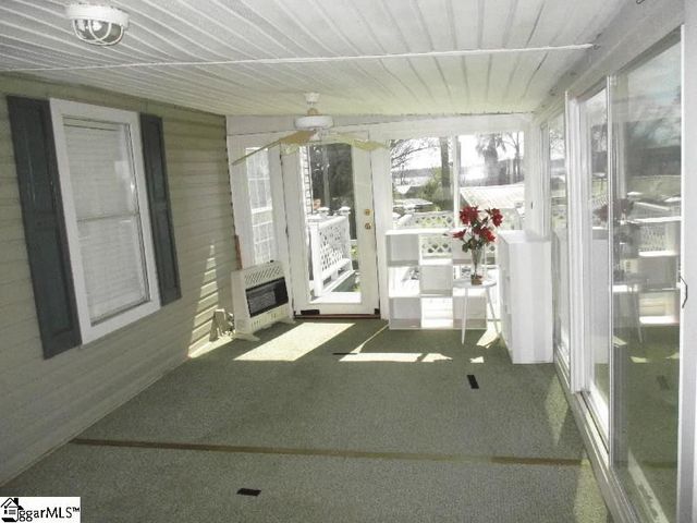 32 Hall Street, Cross Hill, SC 29332