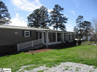 32 Hall Street, Cross Hill, SC 29332