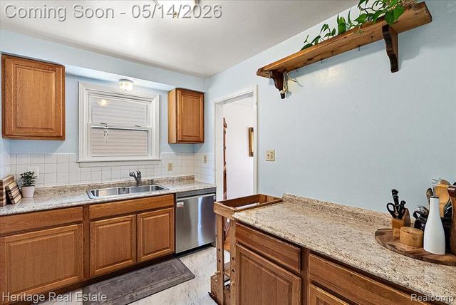 1349 West Boulevard, Berkley, MI 48072