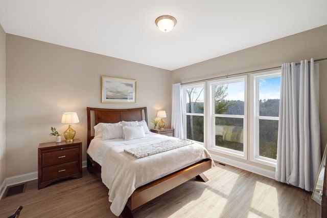 497 S Jakes Landing Way, Ellijay, GA 30540