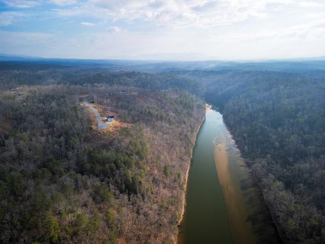 497 S Jakes Landing Way, Ellijay, GA 30540