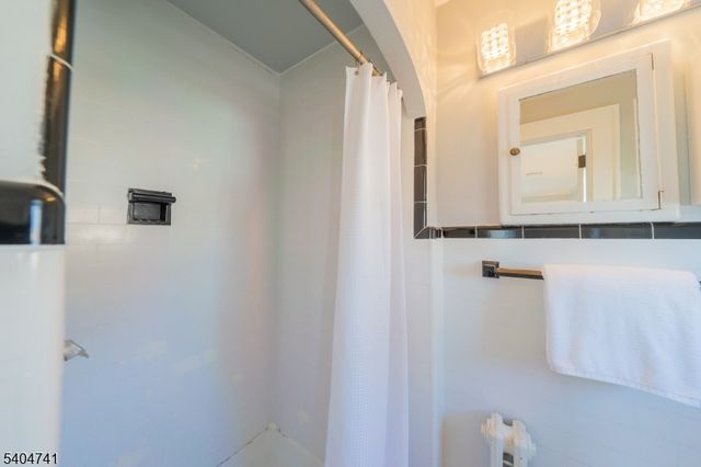 2 Lowell Place, West Orange Twp., NJ 07052