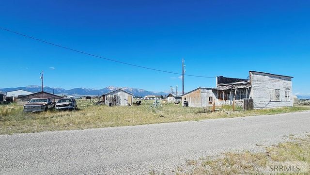 204 Galena Street, Leadore, ID 83464