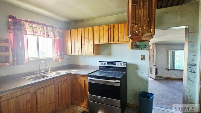 204 Galena Street, Leadore, ID 83464