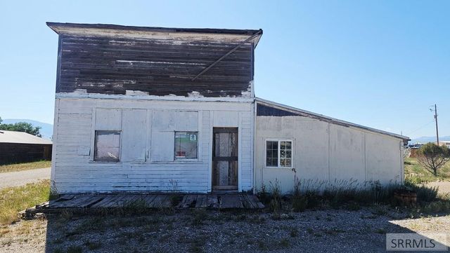 204 Galena Street, Leadore, ID 83464