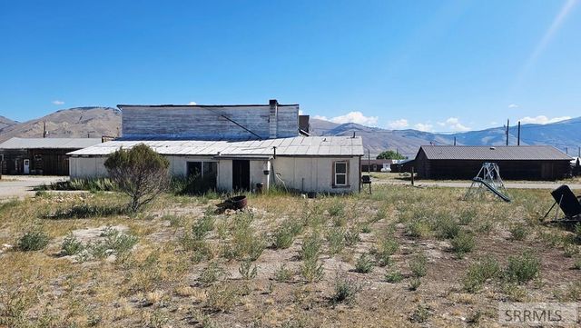 204 Galena Street, Leadore, ID 83464
