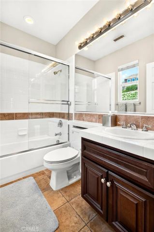 36 Foxtail Court, Azusa, CA 91702